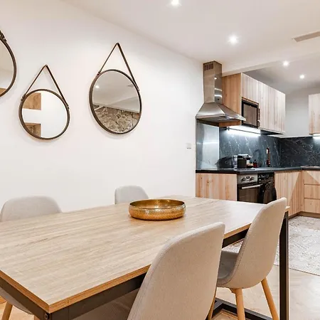 Gorgeous 2 Bedrooms Apt Great Kitchen, Center Apartment Nizza